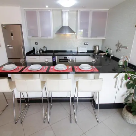 The Pool Apt - By Medano4You Appartement *